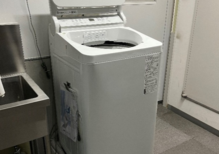 社内に洗濯機の設置