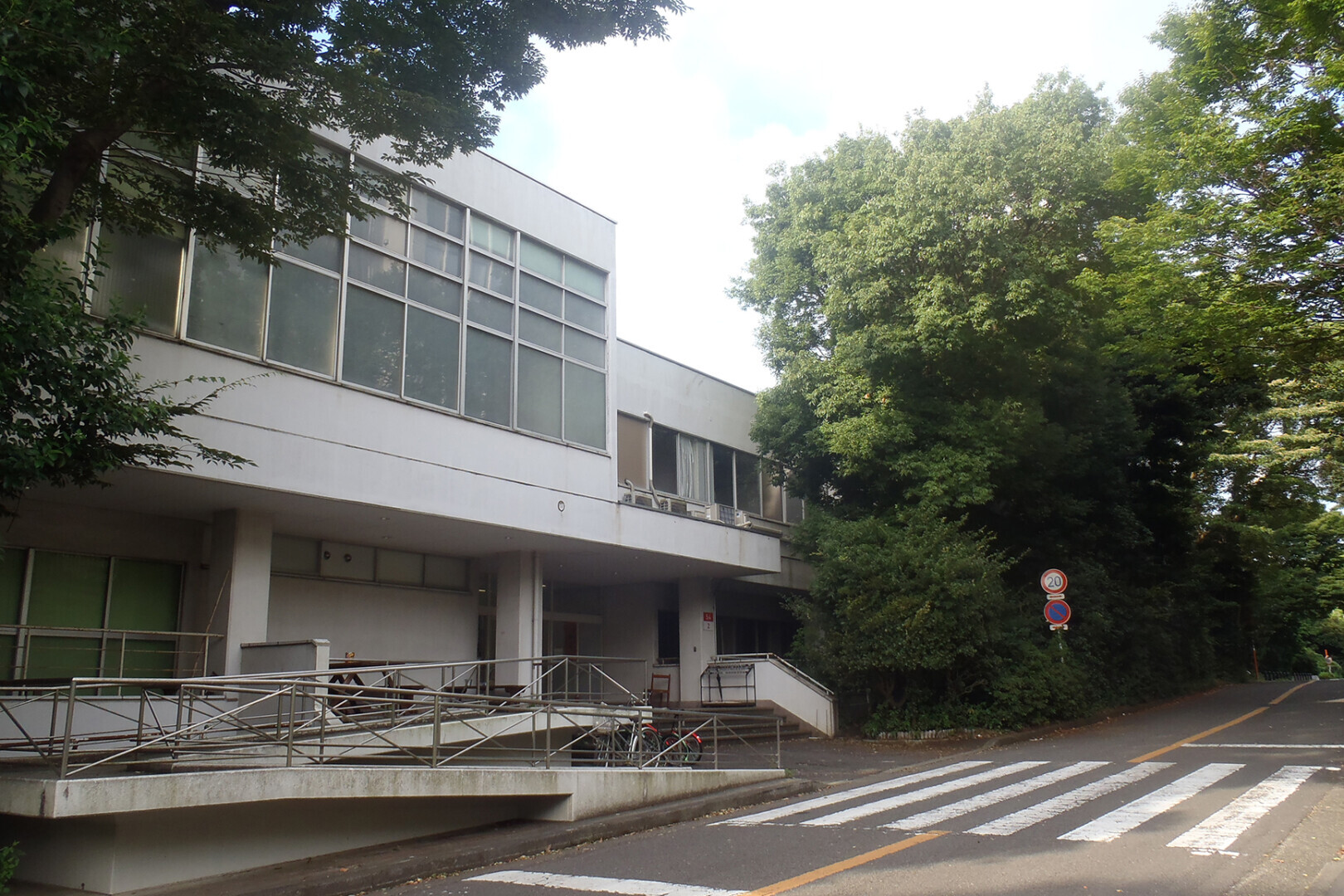 外観北面正面 before
